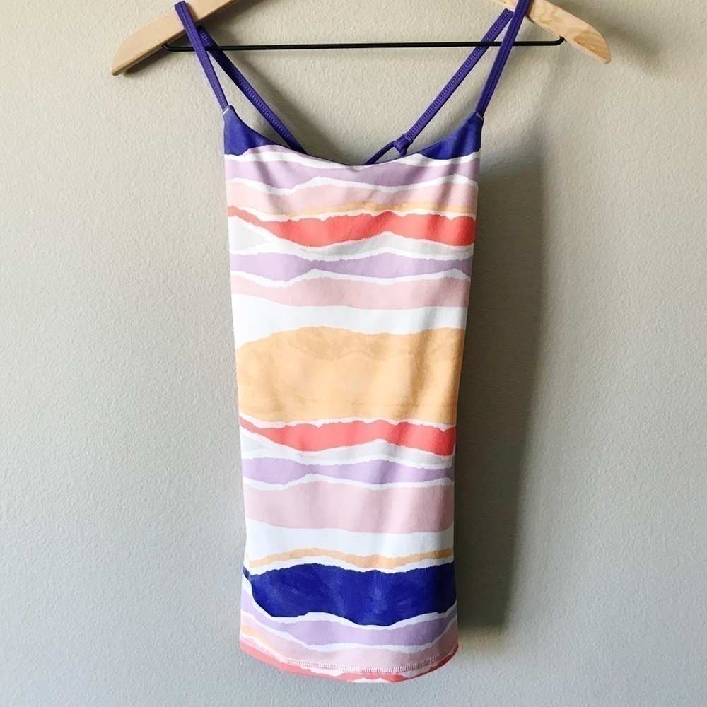 Lululemon Dancing Warrior Tank Bleacher Stripe White Iris Flower Size 2 Colorful